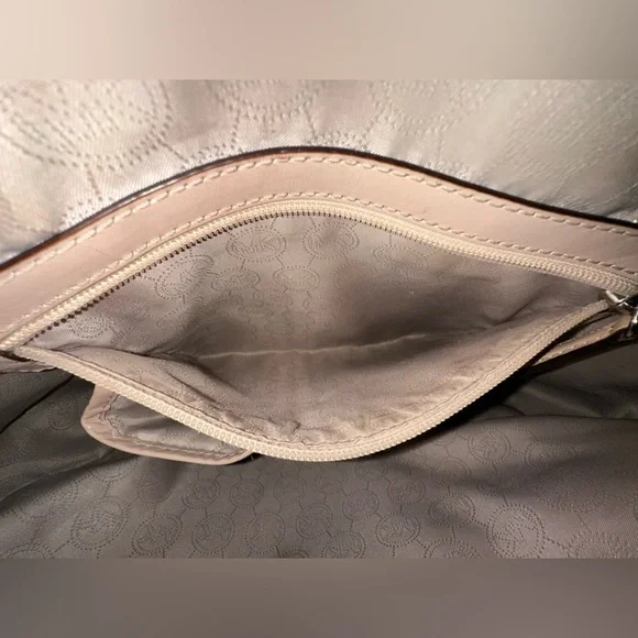 MICHAEL Michael Kors Jet Set Mirror Metallic East/West Signature Tote Bag - Picture 7 of 15